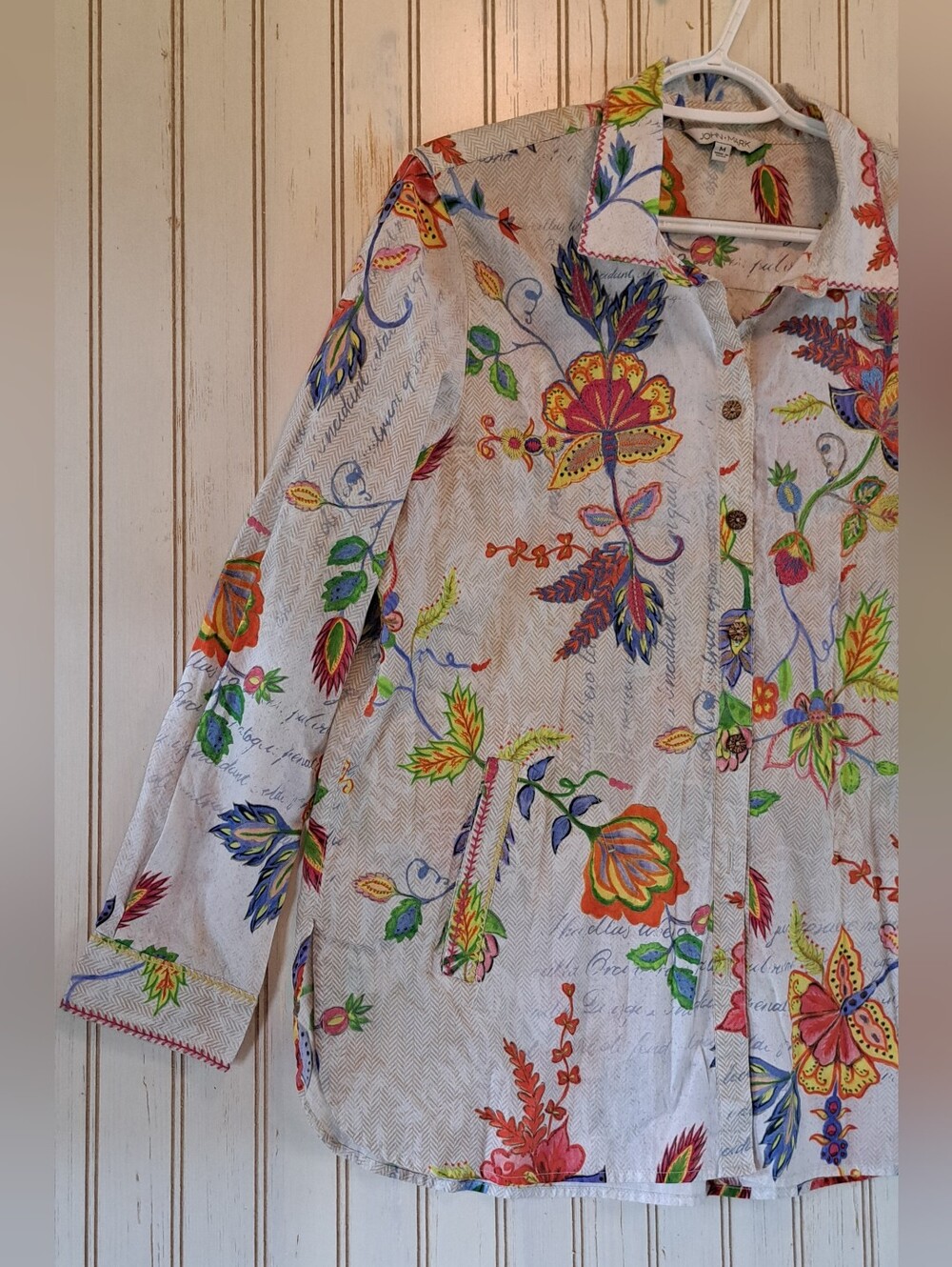 John Mark Floral Button Front Blouse  Floral Lightweight Embroidered Pockets  M - Picture 4 of 14